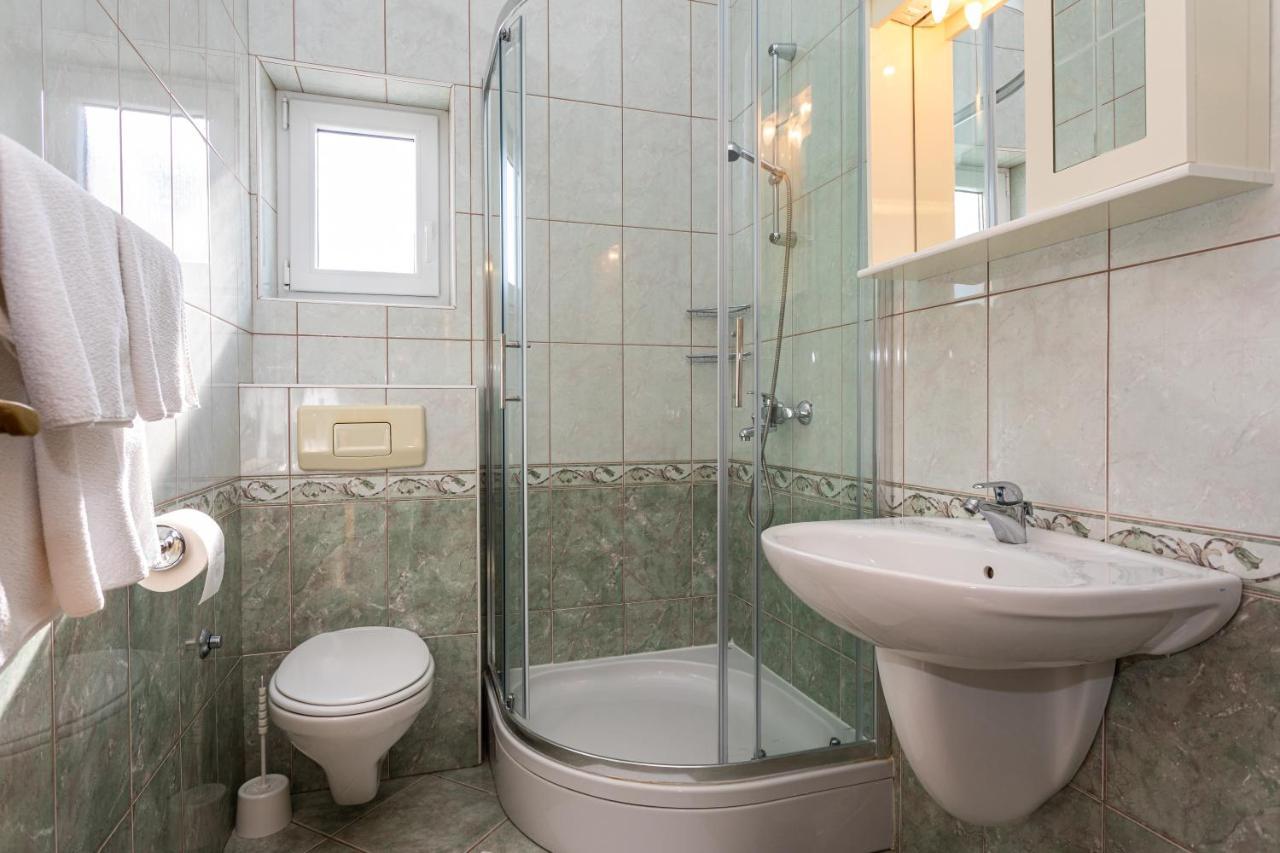 Apartments Crnekovic II Popa Dorcica Baška Εξωτερικό φωτογραφία